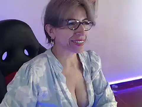 Chayla Ruiz online show from 12-19-24, 12:23