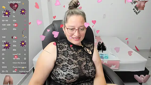 Snapshot of alejandra_milf_ chatting on 03-12-25, 10:39 alejandra milf online show from 03-12-25, 10:39