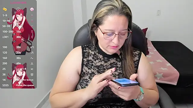 Snapshot of alejandra_milf_ chatting on 09-13-25, 01:00 alejandra milf online show from 09-13-25, 01:00