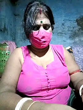 parioo7 online show from 09-25-25, 04:11