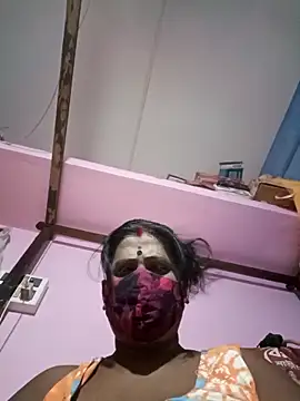 parioo7 online show from 11-03-25, 04:08