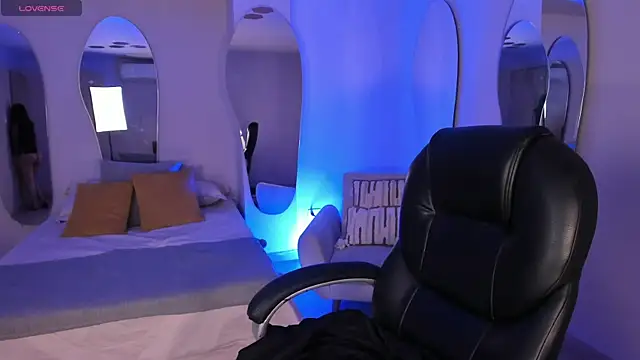 JadeEvansX online show from 01-05-25, 09:14