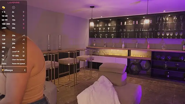 Snapshot of KateSunder chatting on 09-30-25, 11:48 KateSunder online show from 09-30-25, 11:48