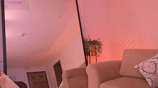 KateSunder online show from 06-15-26, 08:49