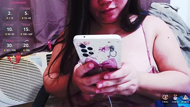 Alliayah Hollyx online show from 01-04-25, 12:16