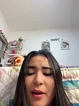 Snapshot of jailyncam_ chatting on 09-27-25, 01:21 jailyncam online show from 09-27-25, 01:21