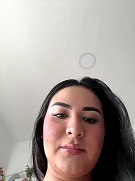 Snapshot of jailyncam_ chatting on 10-07-25, 01:08 jailyncam online show from 10-07-25, 01:08