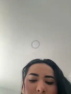 Snapshot of jailyncam_ chatting on 10-09-25, 01:53 jailyncam online show from 10-09-25, 01:53