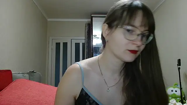 KiraGoldens online show from 11-05-25, 06:13