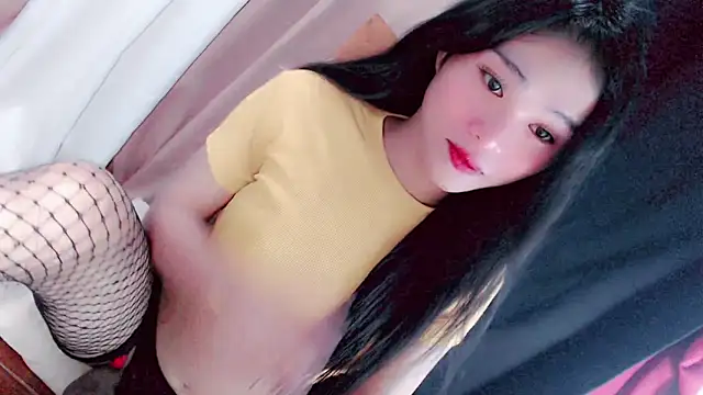 amomentoflust69 online show from 02-23-26, 11:29