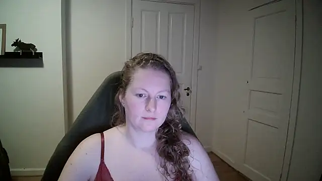 Snapshot of Girlnina-1995 chatting on 12-09-24, 09:16 Girlnina-1995 online show from 12-09-24, 09:16