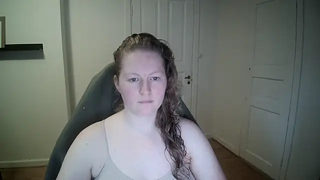 Snapshot of Girlnina-1995 chatting on 01-20-25, 09:24 Girlnina-1995 online show from 01-20-25, 09:24