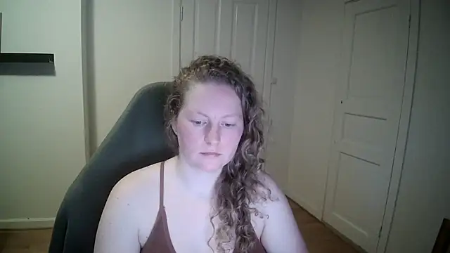 Snapshot of Girlnina-1995 chatting on 01-28-25, 02:31 Girlnina-1995 online show from 01-28-25, 02:31