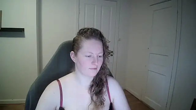 Snapshot of Girlnina-1995 chatting on 01-30-25, 10:29 Girlnina-1995 online show from 01-30-25, 10:29