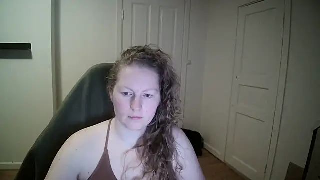 Snapshot of Girlnina-1995 chatting on 02-19-25, 09:25 Girlnina-1995 online show from 02-19-25, 09:25