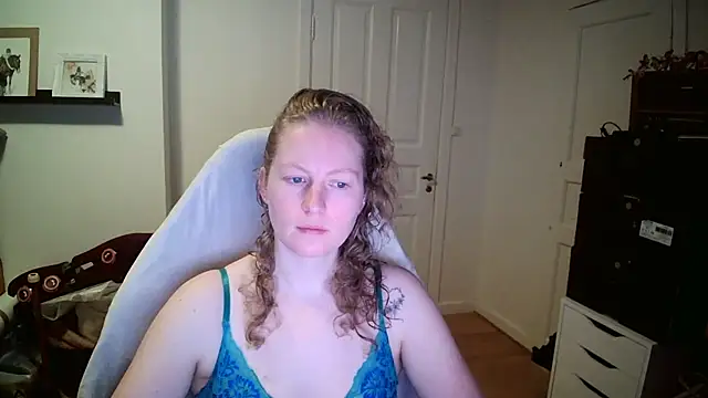 Girlnina-1995 online show from 02-02-26, 07:29