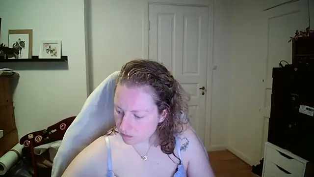 Girlnina-1995 online show from 02-23-26, 08:12