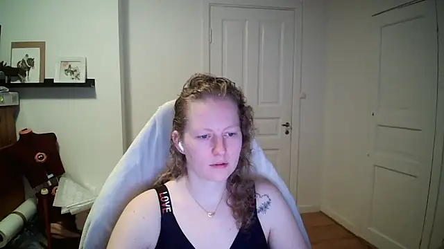 Girlnina-1995 online show from 03-03-26, 07:58