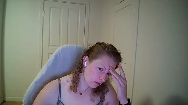 Girlnina-1995 online show from 05-12-26, 07:49