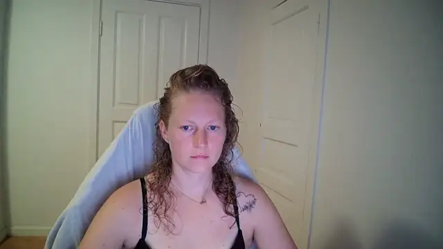 Girlnina-1995 online show from 07-16-26, 08:31