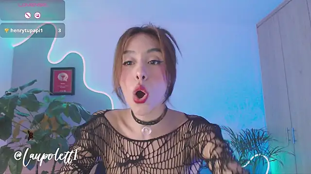 Snapshot of LauPolett chatting on 12-22-24, 02:49 LauPolett online show from 12-22-24, 02:49