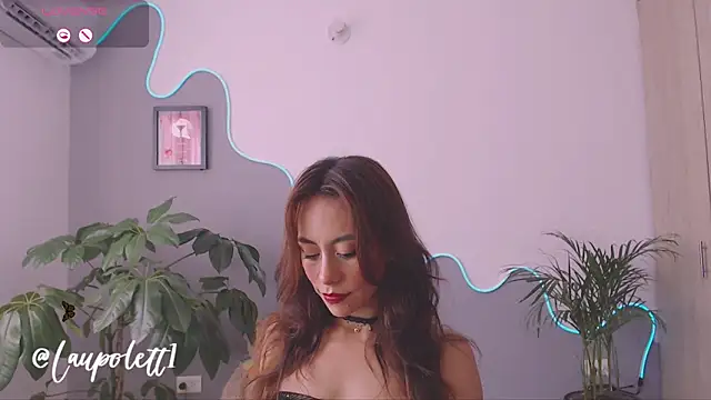 Snapshot of LauPolett chatting on 02-02-25, 06:10 LauPolett online show from 02-02-25, 06:10