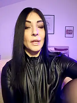 Snapshot of AryaSummersReal chatting on 02-21-25, 08:40 AryaSummersReal online show from 02-21-25, 08:40
