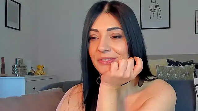 Snapshot of AryaSummersReal chatting on 03-03-25, 02:04 AryaSummersReal online show from 03-03-25, 02:04