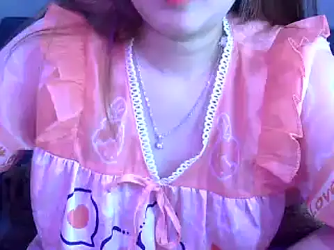 Bee 2k online show from 12-25-24, 05:05