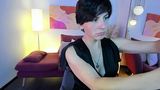 Snapshot of LorenDaze chatting on 09-30-25, 01:38 LorenDaze online show from 09-30-25, 01:38