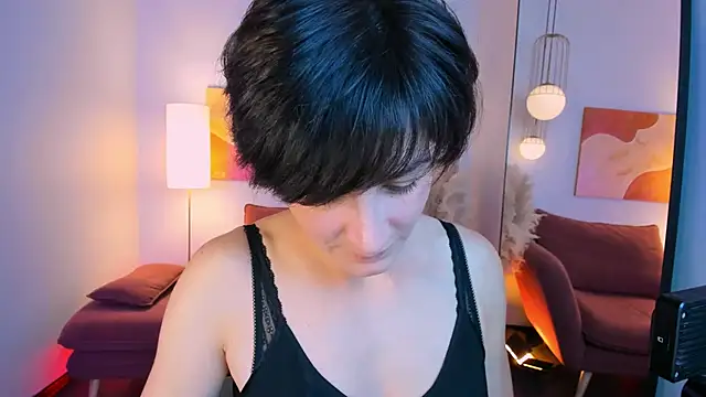 Snapshot of LorenDaze chatting on 10-15-25, 02:28 LorenDaze online show from 10-15-25, 02:28