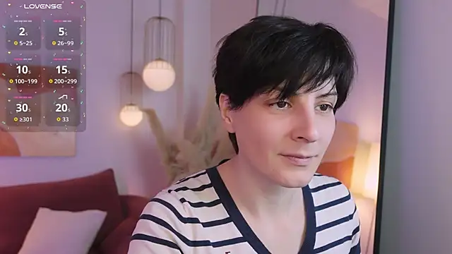 LorenDaze online show from 03-25-26, 05:57