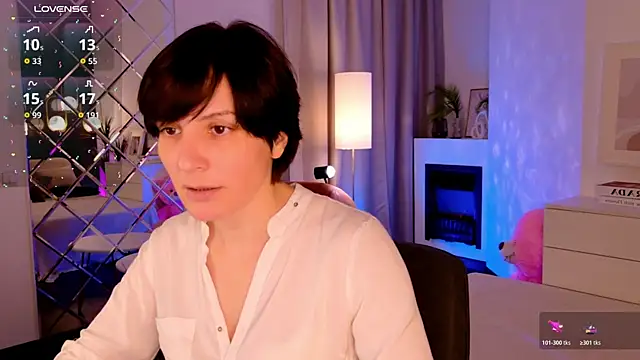 LorenDaze online show from 05-13-26, 06:11