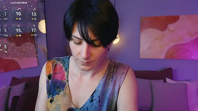 LorenDaze online show from 05-20-26, 06:19