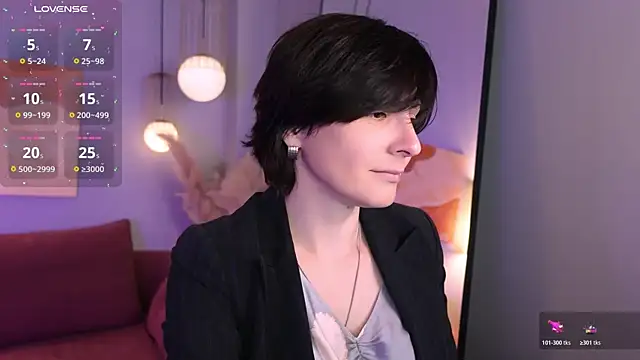 LorenDaze online show from 06-19-26, 02:10