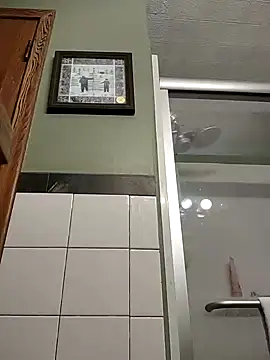 eatmeplease44 online show from 01-20-25, 09:32