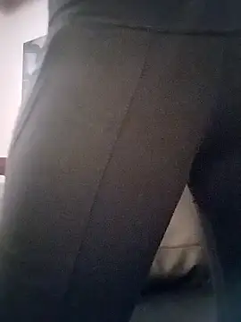 eatmeplease44 online show from 09-15-25, 09:42