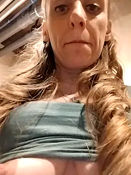 eatmeplease44 online show from 02-09-26, 09:46