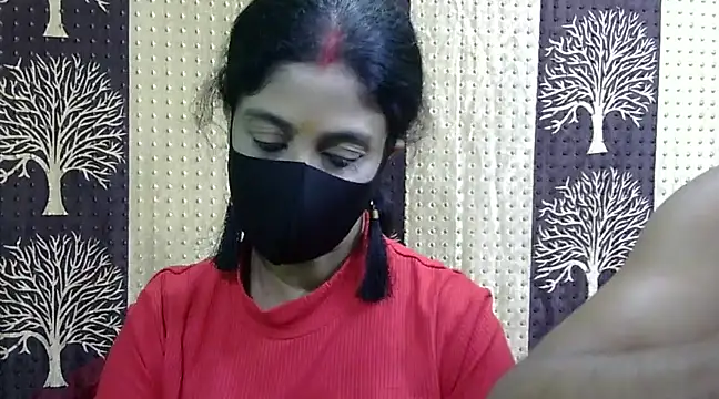 Snapshot of Indian_Horny_Wife chatting on 01-08-25, 05:05 Indian Horny Wife online show from 01-08-25, 05:05