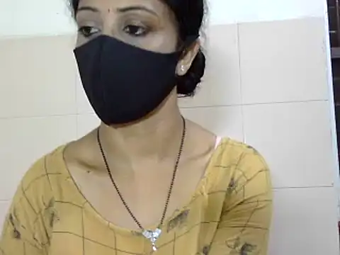 Snapshot of Indian_Horny_Wife chatting on 09-21-25, 06:09 Indian Horny Wife online show from 09-21-25, 06:09
