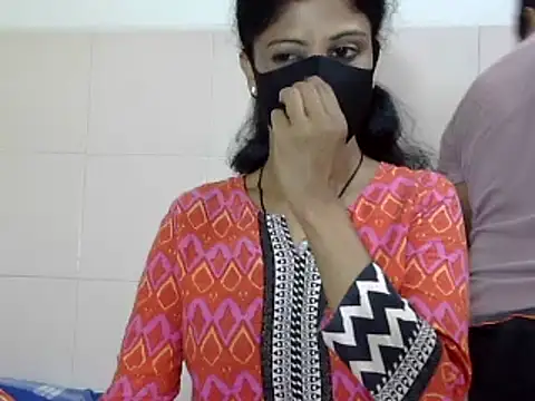 Indian Horny Wife online show from 09-24-25, 06:33