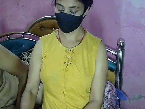 Snapshot of Indian_Horny_Wife chatting on 03-12-26, 07:31 Indian Horny Wife online show from 03-12-26, 07:31