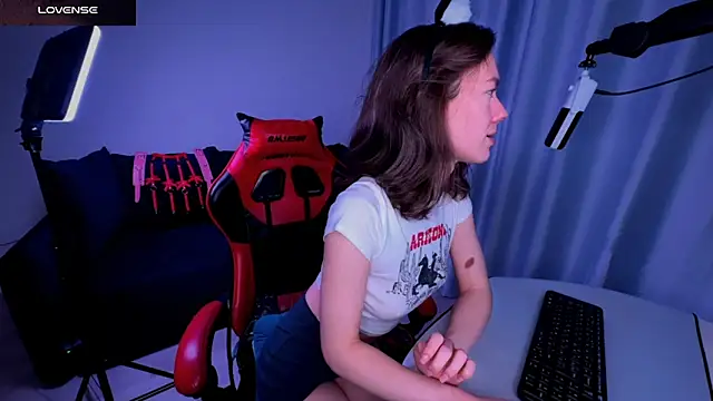 DivineBite online show from 02-12-25, 06:51