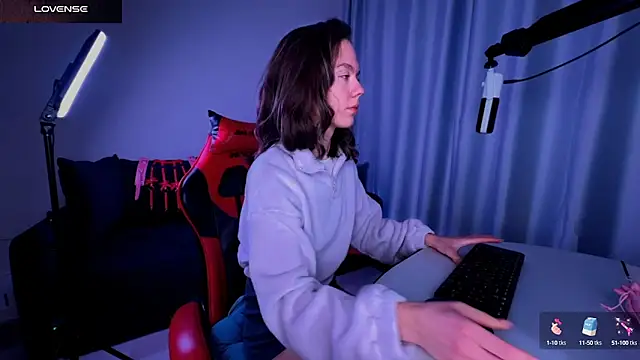 DivineBite online show from 02-12-25, 09:54