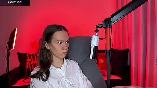 DivineBite online show from 09-18-25, 03:03