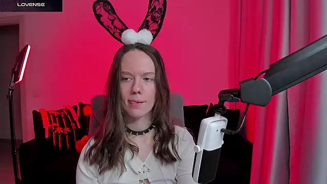 DivineBite online show from 02-06-26, 04:21