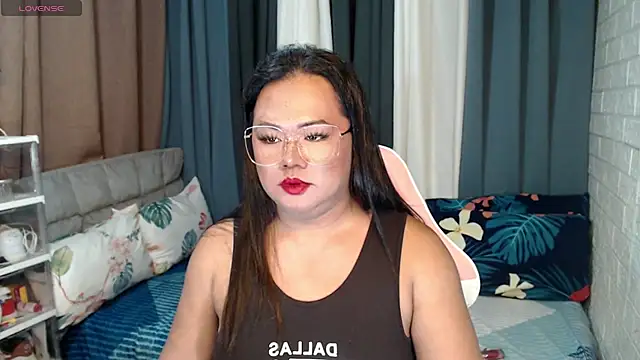 Snapshot of MagnificatMistress chatting on 12-09-24, 08:44 MagnificatMistress online show from 12-09-24, 08:44