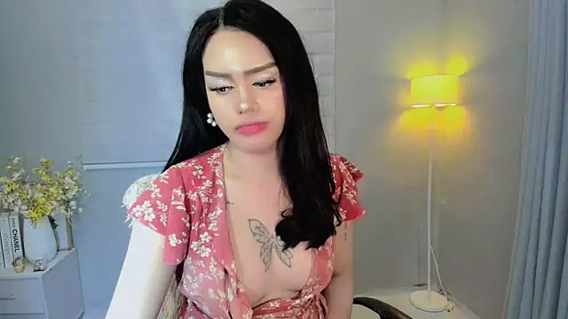 Snapshot of Patricia_fox chatting on 02-20-25, 02:51 Patricia fox online show from 02-20-25, 02:51