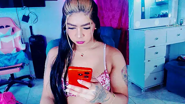 violet bigcock774 online show from 10-20-25, 05:13