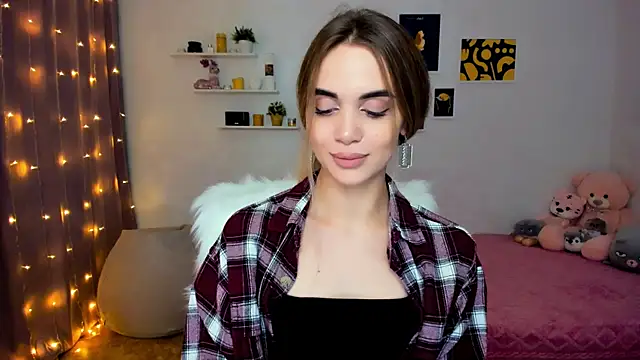 aPieceOfJoy online show from 12-06-24, 07:34